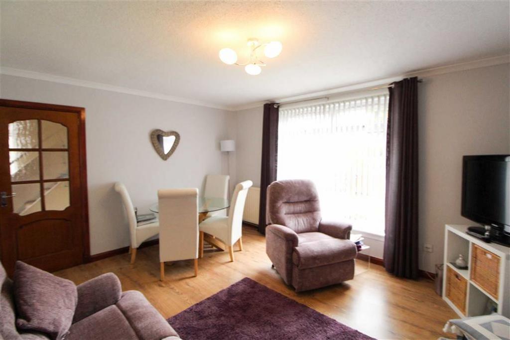 Overtoun Road, Clydebank G81 3 bed semidetached house for sale £127,995