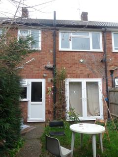 4 bedroom house share to rent - Weydon Hill Close