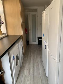 7 bedroom house share to rent, HOOK ROAD