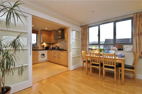 3 bedroom penthouse to rent, Stoke Square, Stoke Fields, Guildford, Surrey, GU1