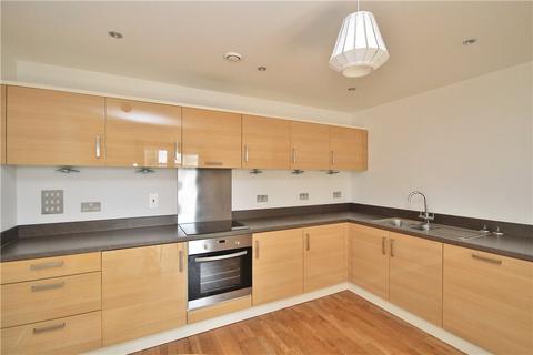 2 bedroom apartment to rent, Guildford Road, Woking, Surrey, GU22