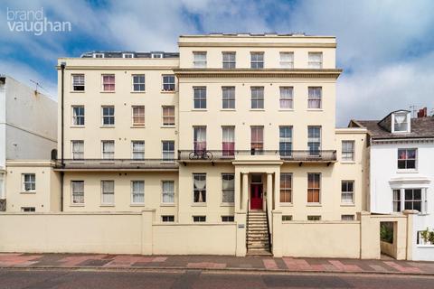 Studio to rent, St Annes House, 49 Buckingham Place, Brighton, BN1