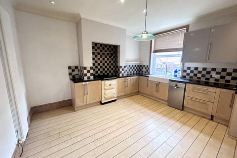 4 bedroom terraced house for sale, Drake Road, Newport