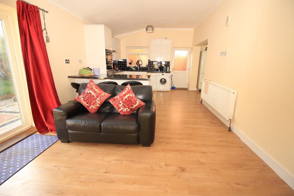 Open Plan Kitchen Lounge