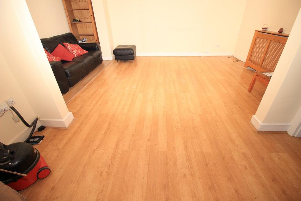Lounge/ Ground Floor Bedroom