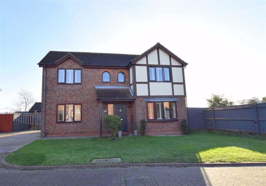 Shaw Drive, Scartho, North East Lincolnshire 4 bed house £250,000