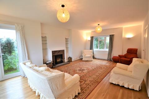 6 bedroom cottage to rent, Tillington, Petworth, West Sussex, GU28