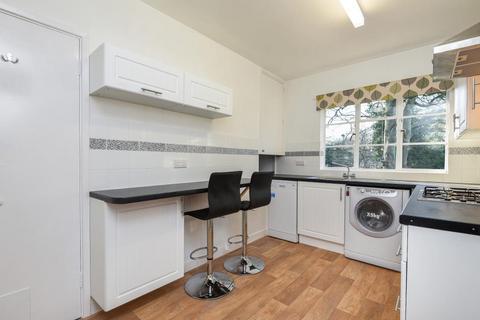 2 bedroom maisonette to rent, Glenhill Close,  Finchley,  N3