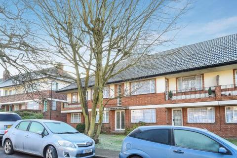 2 bedroom maisonette to rent, Glenhill Close,  Finchley,  N3