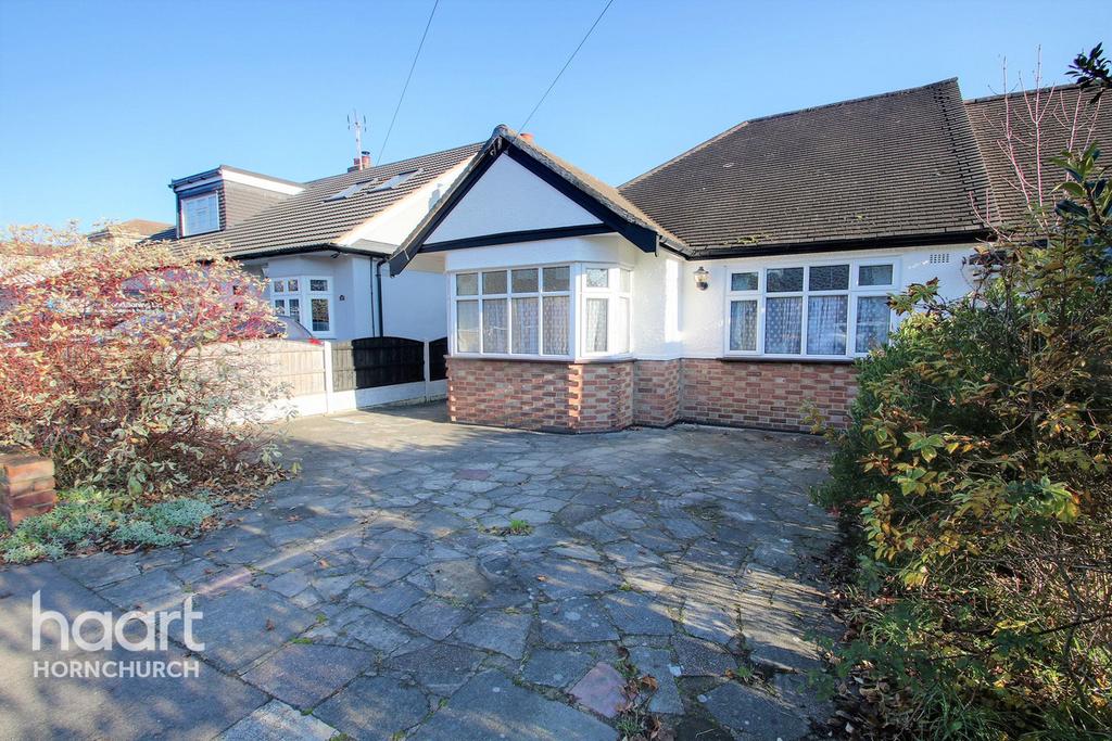 Doncaster Way, Upminster 2 bed bungalow £425,000