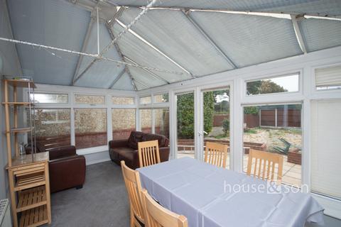 5 bedroom detached house to rent, Eldon Road, Winton