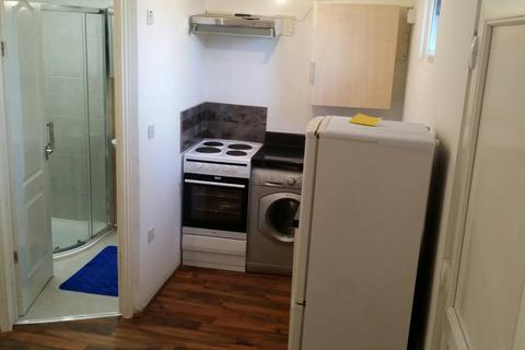 1 Bed Flats To Rent In E12 Apartments Flats To Let