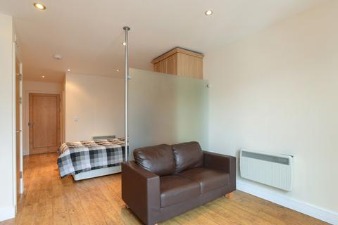 1 bedroom flat to rent - The Mulls Building