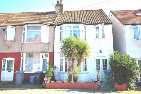 3 bedroom terraced house to rent, THURLOW GARDENS