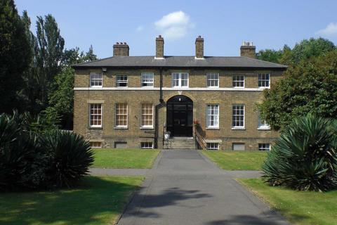 2 bedroom apartment to rent, Connaught Mews, Woolwich, SE18 6SU