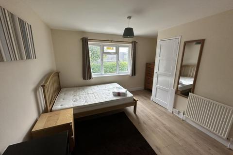 5 bedroom semi-detached house to rent, Titup Hall Drive,  Headington,  HMO Ready 5 Sharers,  OX3