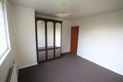 2 bedroom apartment to rent, Montagu Court, Leeds, West Yorkshire, LS8