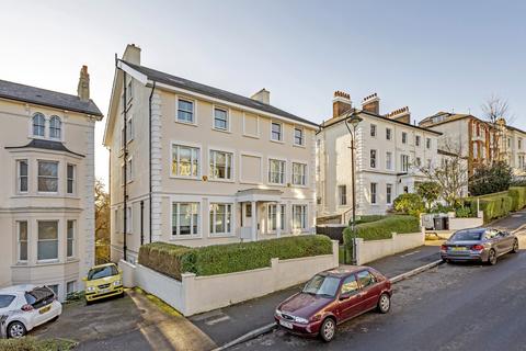 2 bedroom flat for sale - Belvedere Road, London SE19