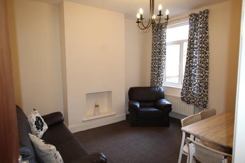 1 bedroom in a house share to rent - Henry Street, Abington
