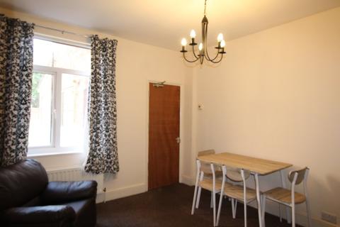 1 bedroom in a house share to rent - Henry Street, Abington