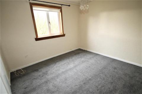 3 bedroom maisonette to rent, Ash Road, Abronhill, Cumbernauld