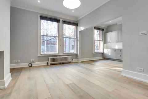 2 bedroom apartment to rent, Shaftesbury Avenue, Seven Dials WC2