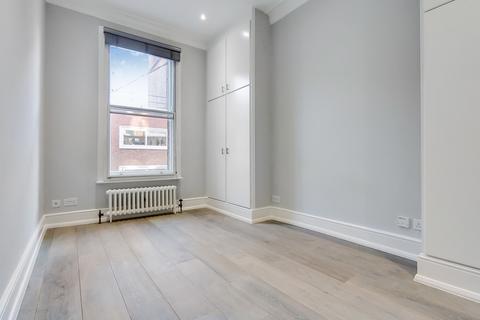 2 bedroom apartment to rent, Shaftesbury Avenue, Seven Dials WC2