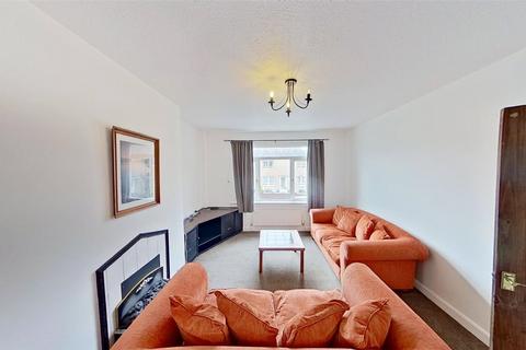 2 bedroom flat to rent, Sandyhill Crescent, St Andrews, Fife, KY16