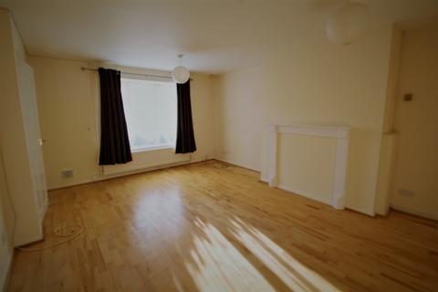 3 bedroom terraced house to rent, Scotswood Crescent, Leicester