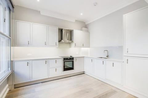 2 bedroom apartment to rent, Shaftesbury Avenue, WC2H