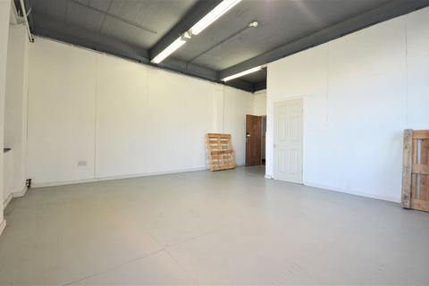 Warehouse to rent, Park Royal, London NW10 6NF