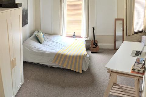 13 bedroom townhouse to rent, Plymouth PL4