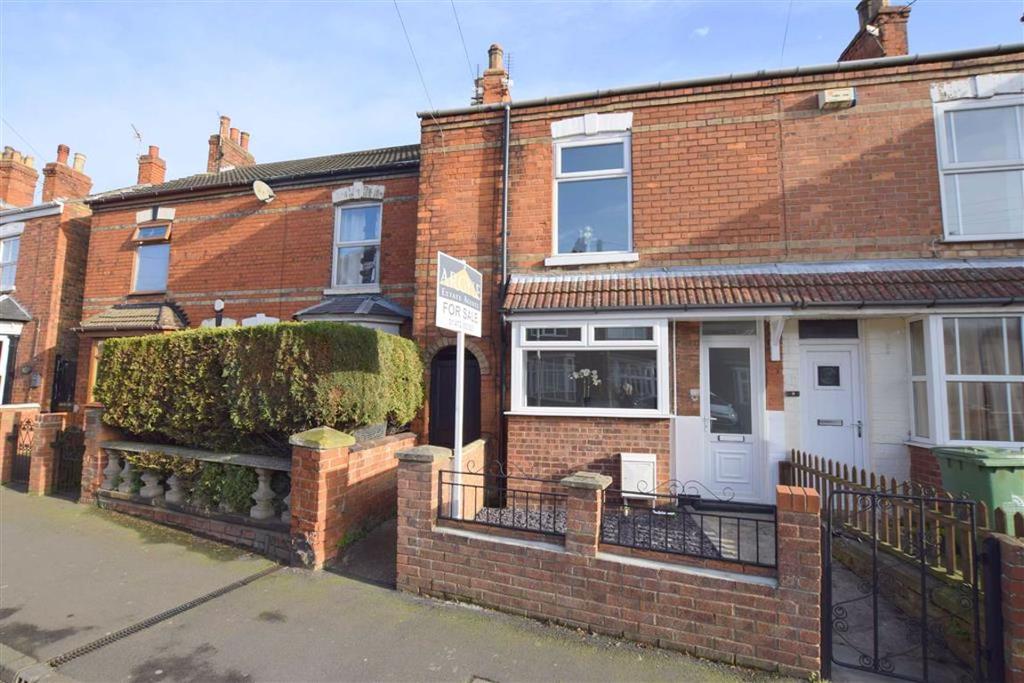 Thrunscoe Road, Cleethorpes, North East Lincolnshire 3 bed terraced