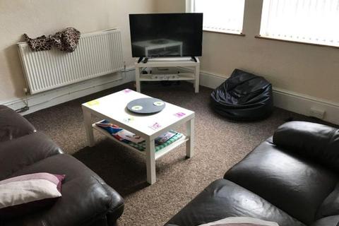 6 bedroom house share to rent - Farrar Road