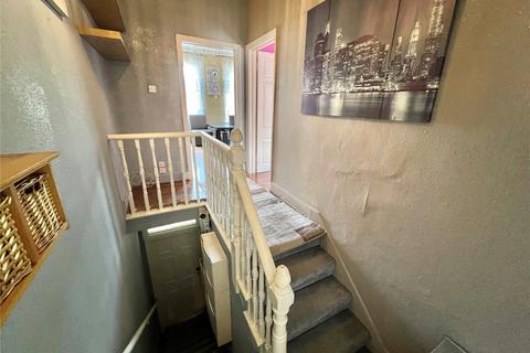 2 bedroom apartment for sale, Westbury Road, Bounds Green, London, N11