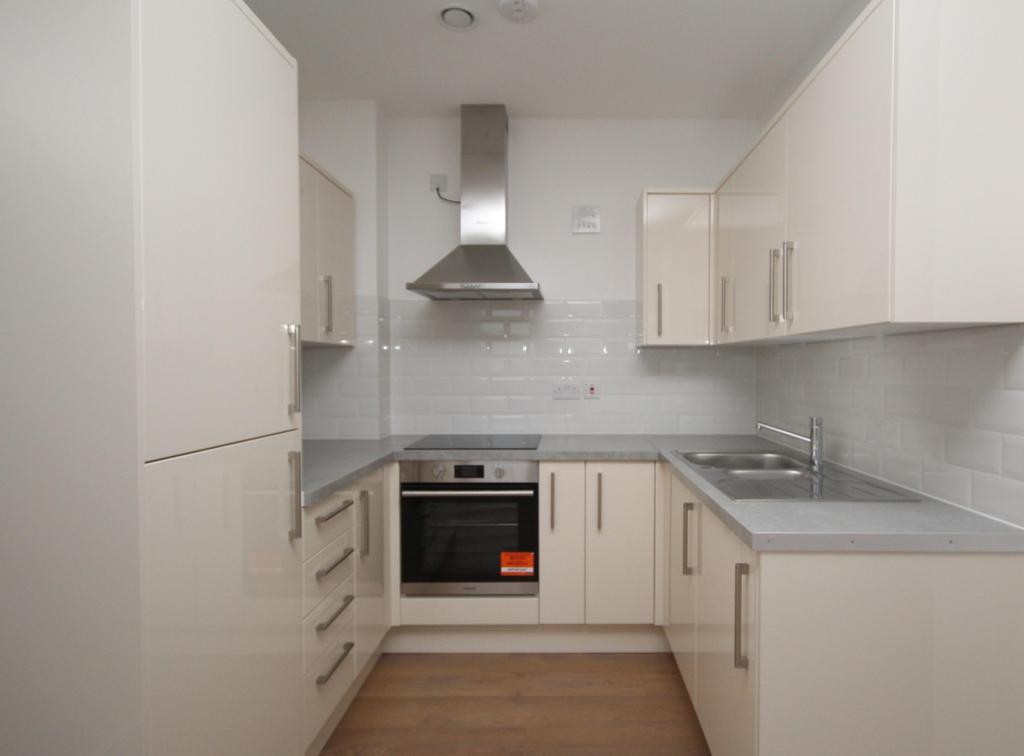 Kitchen (Main)