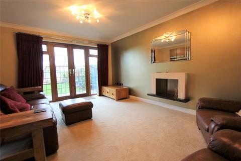 4 bedroom detached house to rent - Eastwood Road, Rayleigh, Essex, SS6