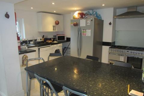6 bedroom house share to rent, Waterloo Road, Brynmill, Swansea. SA2 0DD