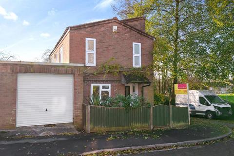 3 bedroom end of terrace house to rent, Alford Road,  High Wycombe,  HP12