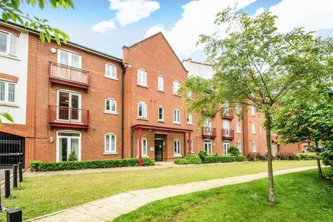 2 bedroom apartment to rent, Coxhill Way,  Aylesbury,  HP21