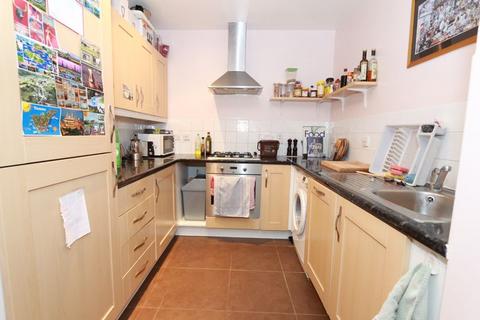 1 bedroom apartment to rent, Clarendon Road, Hornsey N8