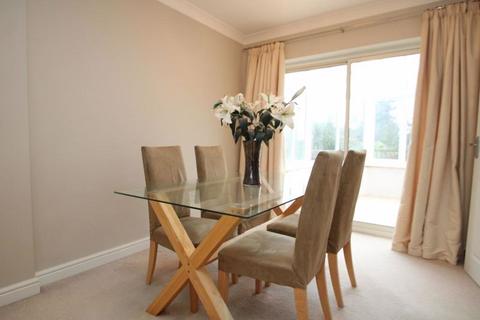 3 bedroom end of terrace house for sale, Totteridge Drive, High Wycombe HP13