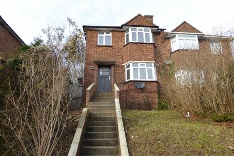 3 bedroom semi-detached house to rent, Selsdon Park Road, South Croydon