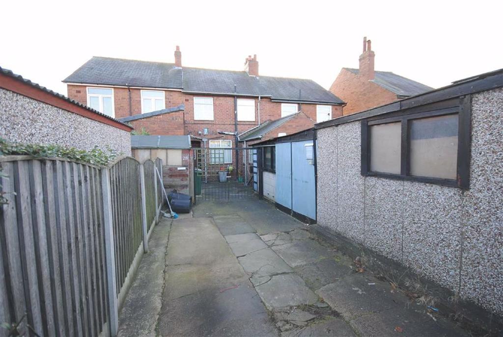 Woodside Street, Allerton Bywater, Castleford, WF10 2 bed terraced house £135,000