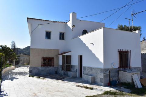 4 bedroom villa - Cortijo Laureano, Olula Del Rio, Almeria