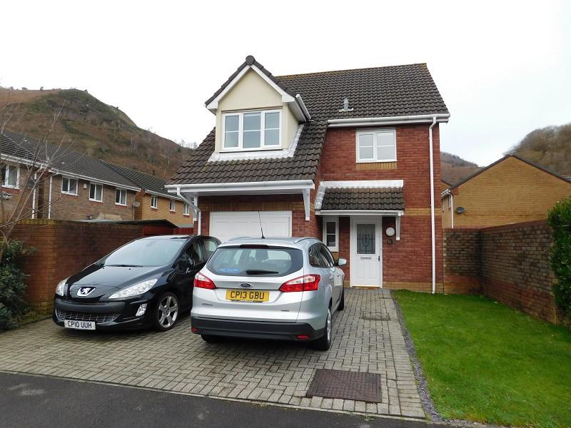 Ynys Y Gored, Port Talbot, Neath Port Talbot. SA13 2EB 3 bed detached