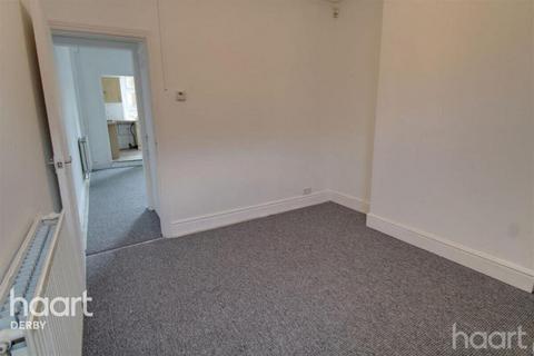 2 bedroom terraced house to rent, Randolph Road, Derby