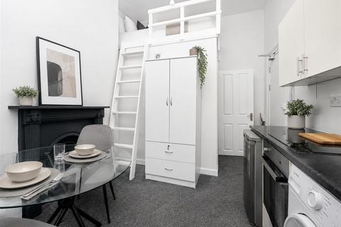 undefined, Oriental Place, Flat 7, Brighton