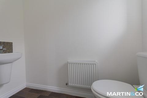 2 bedroom detached house to rent, Argyll Way, Smethwick, B66