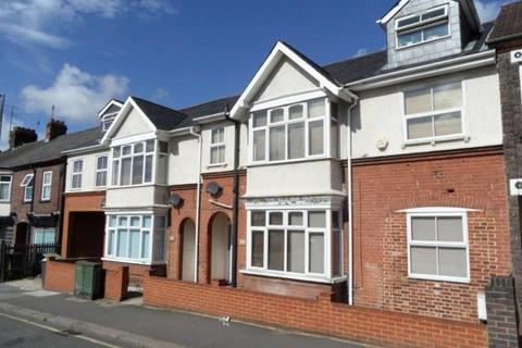 2 bedroom apartment to rent, High Town Road, Luton, Bedfordshire, LU2 0BZ